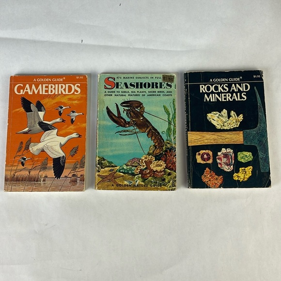 Set of Golden Nature Guide Books - Picture 2 of 9